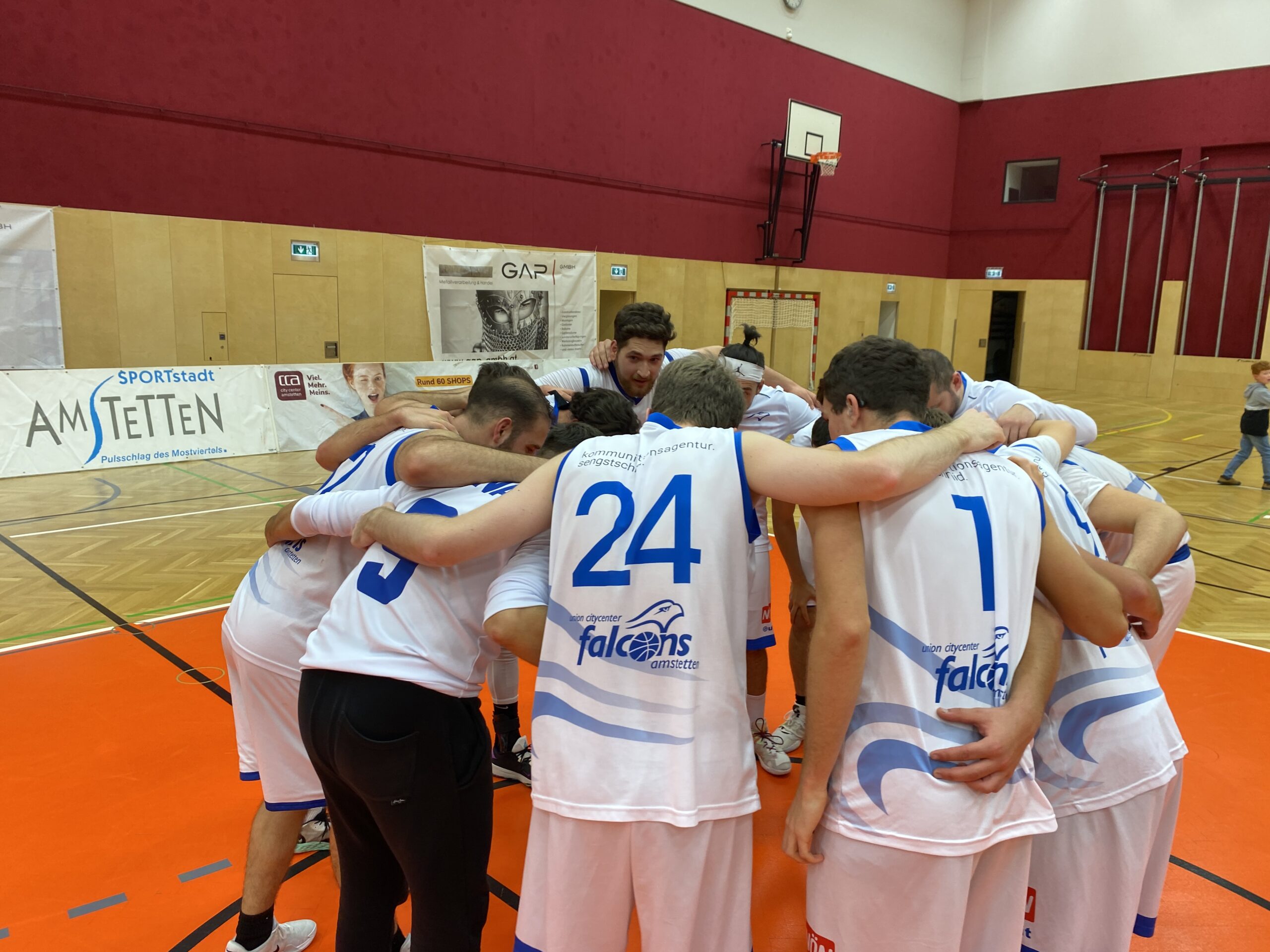 Falcons unterliegen Titelverteidiger Amstetten Falcons